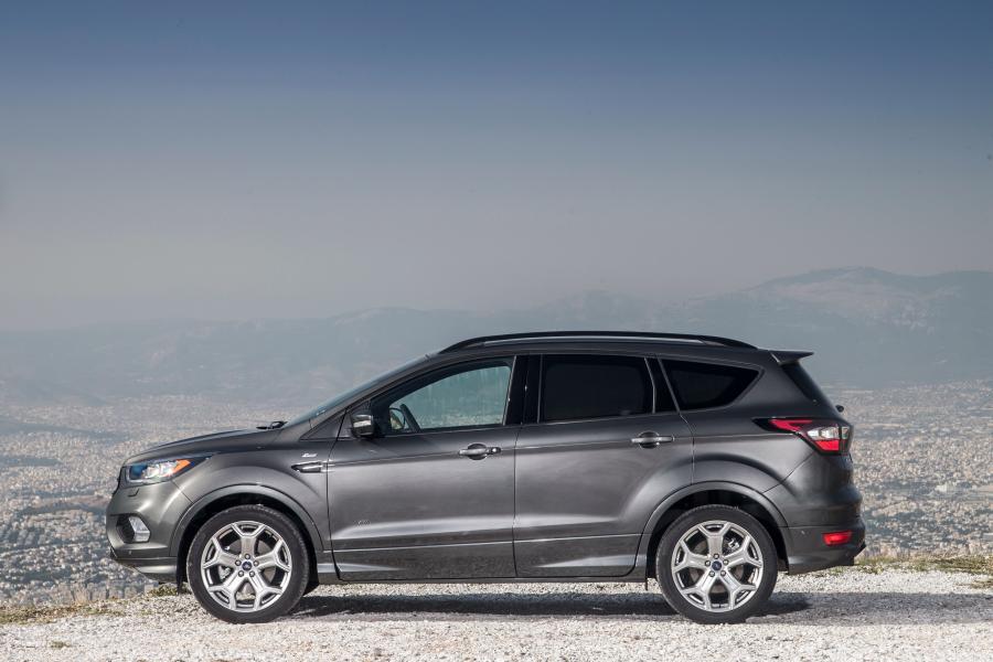  Ford Kuga ST-Line 2016 года  (фото 9 из 32)